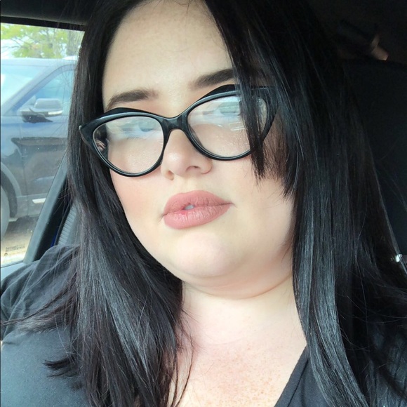 Meet the Posher Other - Meet your Posher, Candice